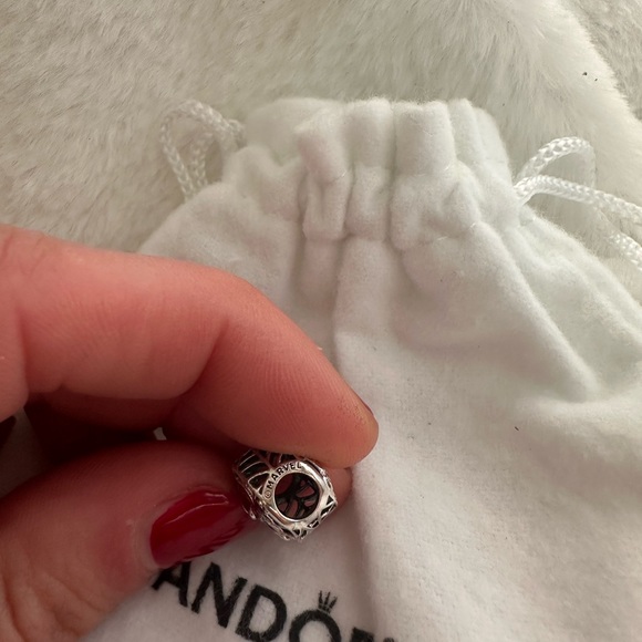 Authentic Spider-Man Pandora bead - Picture 3 of 5